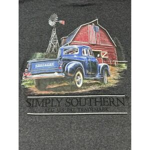 Simply Southern‎ Gray Long Sleeve Red Barn Truck  Sz Youth Small